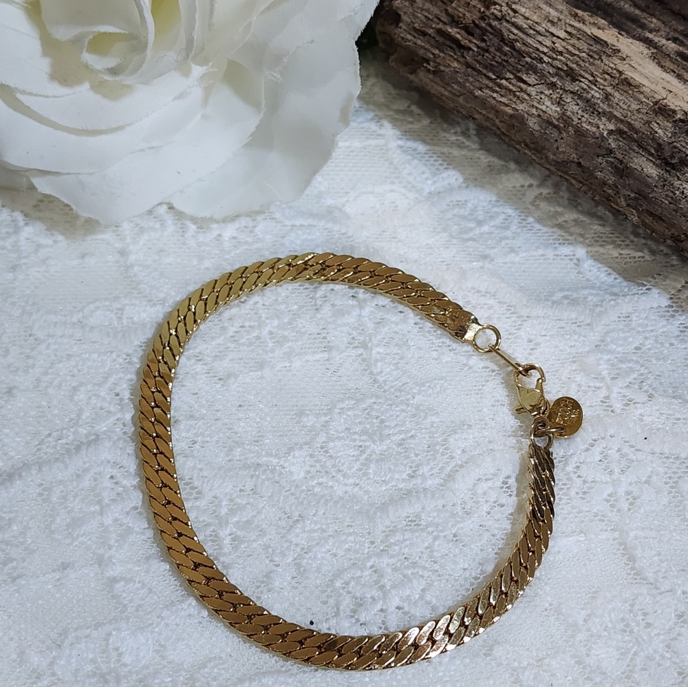 Pooch Inc. Gold Toned Herringbone Bracelet, Simple Flat Chain Bracelet